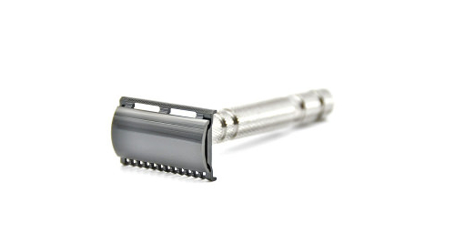 Here is the iKon Shave Craft B1 OSS safety razor with closed & open comb