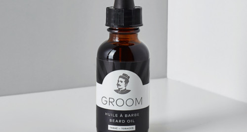 Here is the Groom Tobacco beard oil