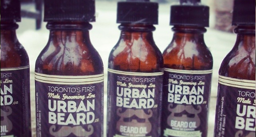 Voici l'huile à barbe Original d'Urban Beard