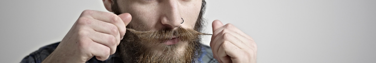 Est-il sécuritaire d'utiliser de la cire à moustache et du baume à barbe à tous les Jours?